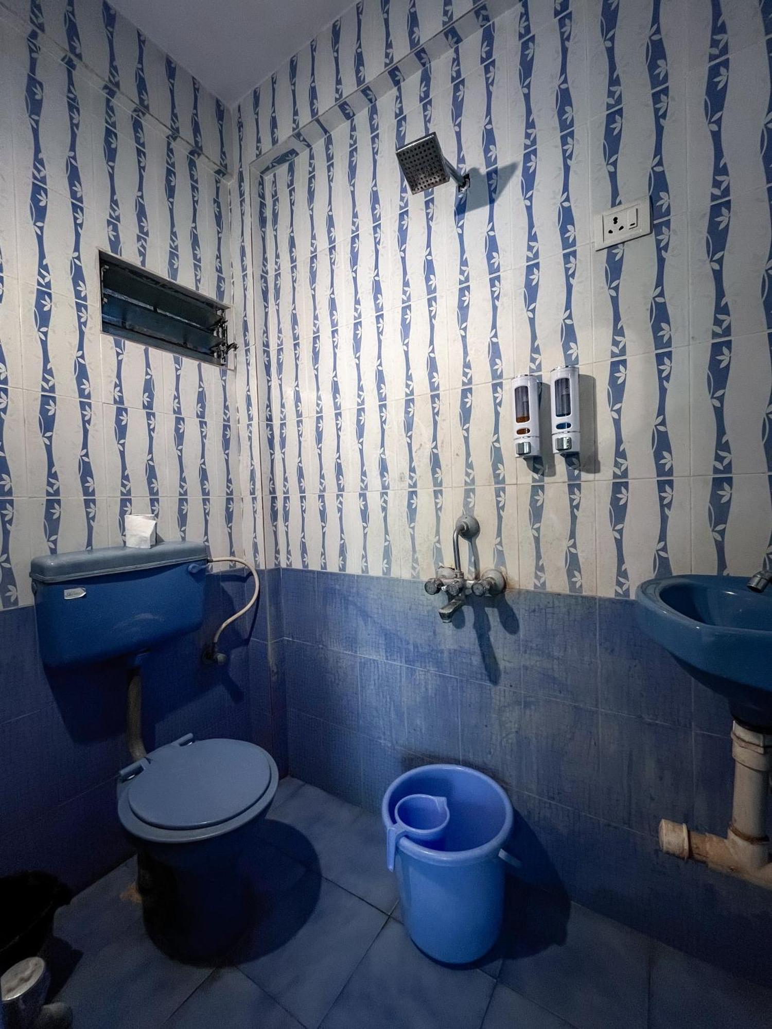 12 Monks - Beachside Hostel Arambol Ngoại thất bức ảnh