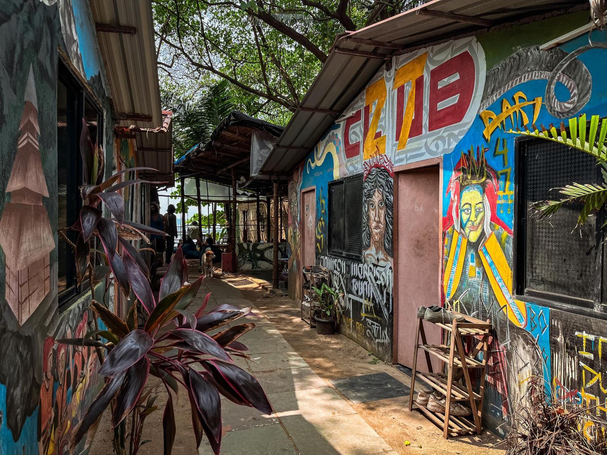 12 Monks - Beachside Hostel Arambol Ngoại thất bức ảnh